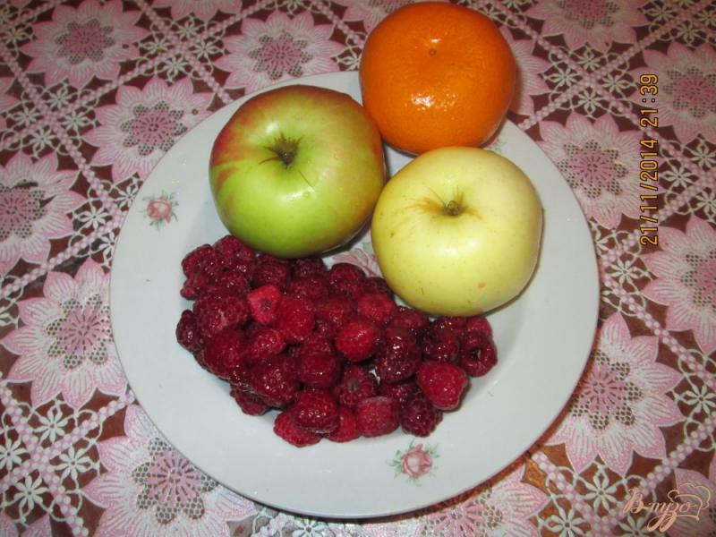 Фото приготовление рецепта: Яблочно-малиновый кисель шаг №1