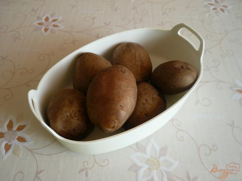 Фото приготовление рецепта: Картофельная запеканка с грибами шаг №1