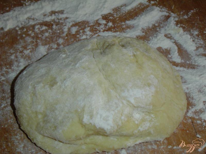 Фото приготовление рецепта: Праздничный картофельный гарнир «Крученики» шаг №3