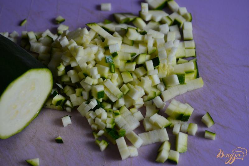 Фото приготовление рецепта: Салат-закуска  с овощами и крупой кус кус шаг №2