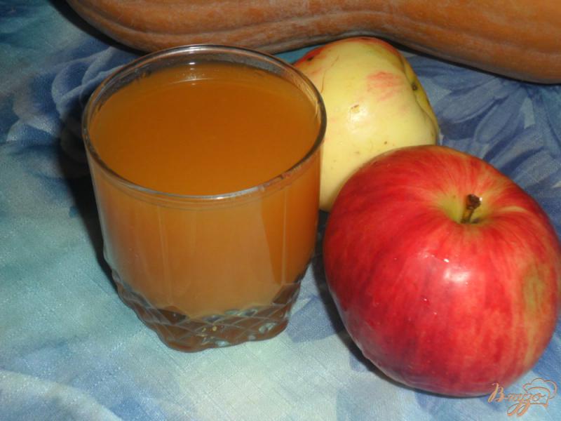 Фото приготовление рецепта: Тыквенно-яблочный сок шаг №3