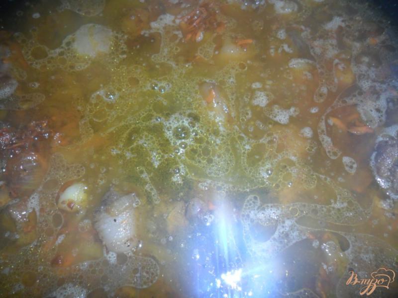 Фото приготовление рецепта: Подлива с свиной мякотью на сковороде шаг №3