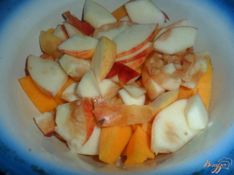Фото приготовление рецепта: Детское меню: тыквенно-яблоное пюре шаг №2