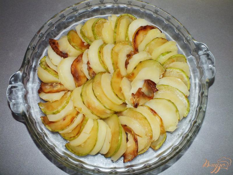 Фото приготовление рецепта: Запеченный картофель с кабачком шаг №2