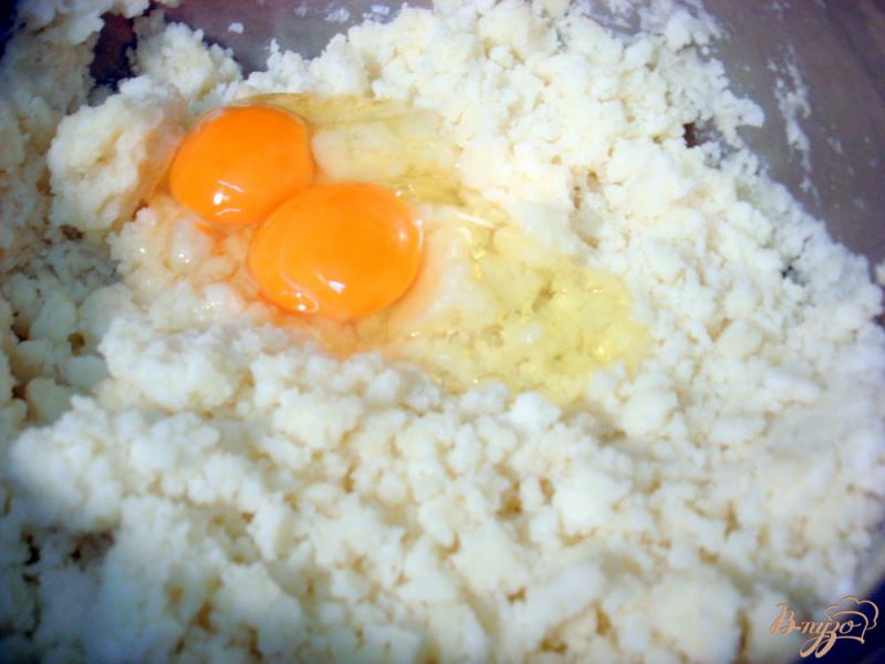 Фото приготовление рецепта: Картофельная запеканка с печенью шаг №6