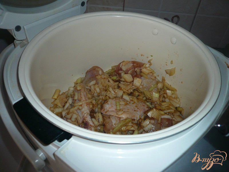 Фото приготовление рецепта: Курица в остро-сладком соусе шаг №3