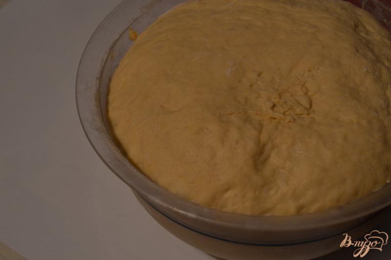 Фото приготовление рецепта: Медовый хлеб с имбирем шаг №4