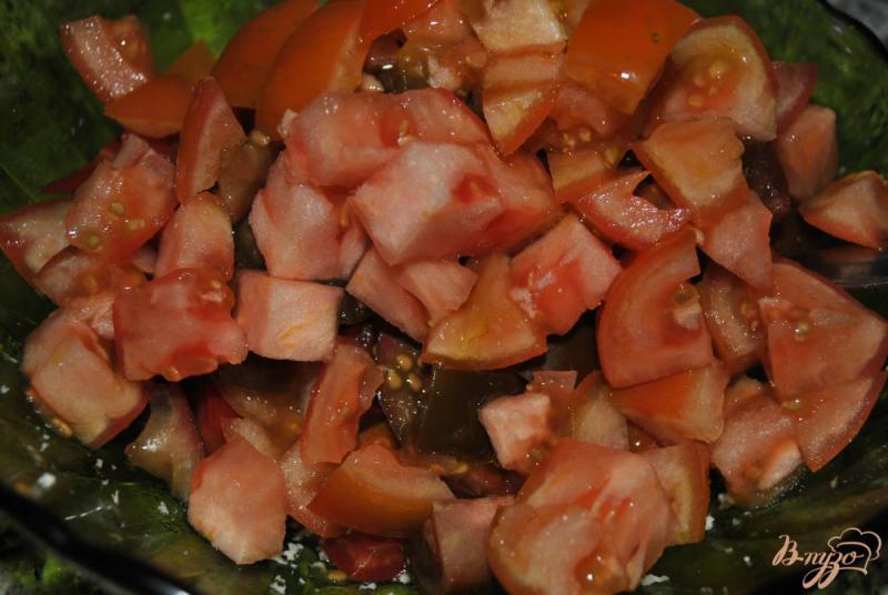 Фото приготовление рецепта: Салат из помидоров с хреном шаг №1