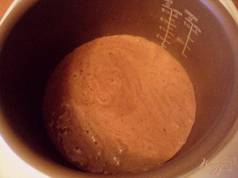 Фото приготовление рецепта: Мраморный пирог с ягодами в мультиварке шаг №2