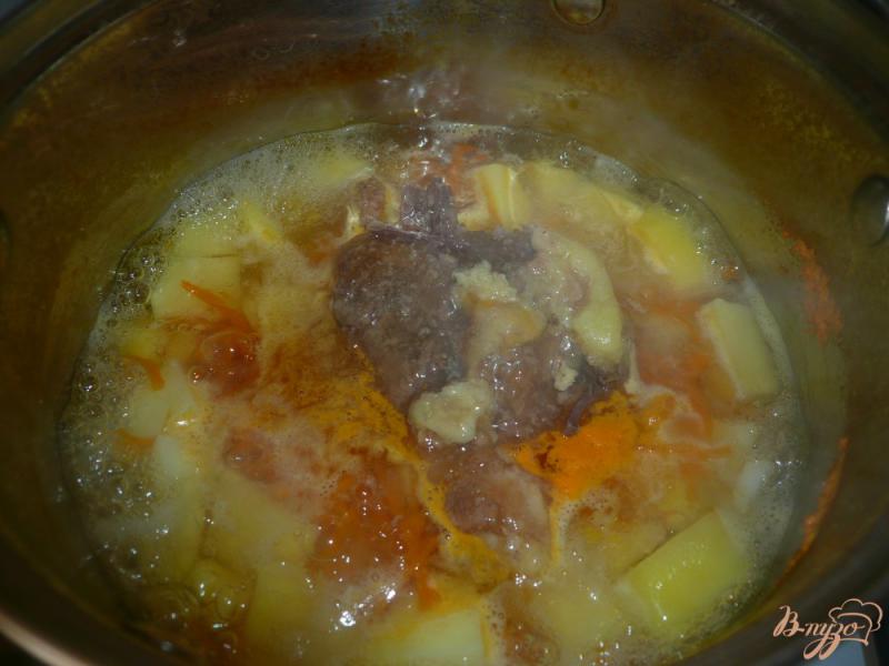 Фото приготовление рецепта: Картофель тушеный шаг №4