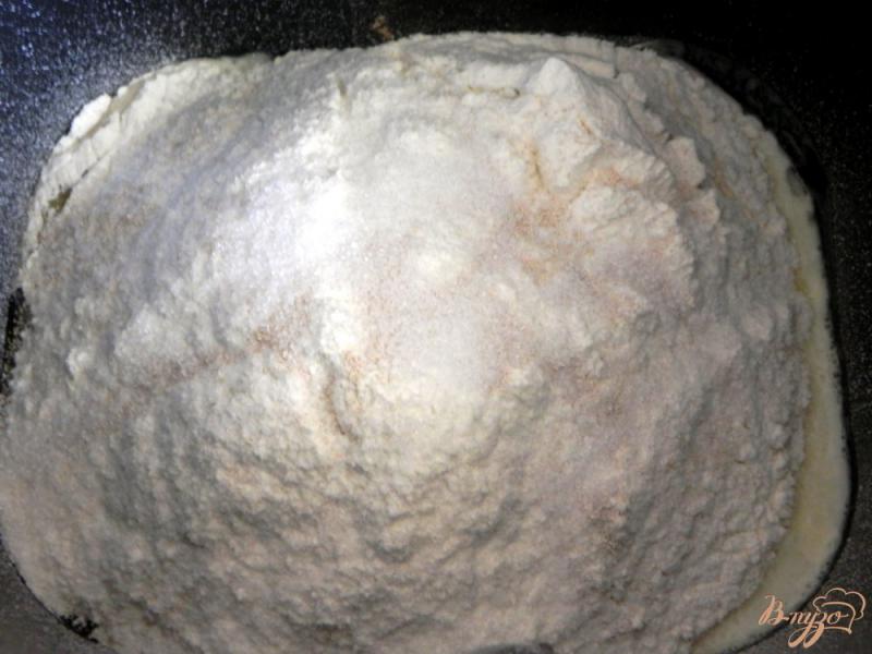 Фото приготовление рецепта: Пшеничный хлеб на сметане шаг №5