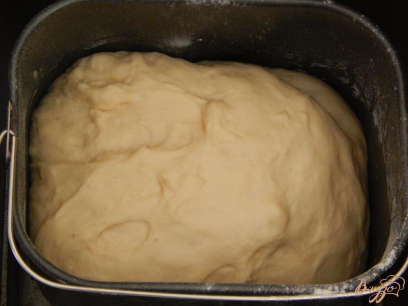 Фото приготовление рецепта: Обезьяний хлеб с сыром шаг №5