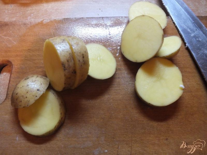 Фото приготовление рецепта: Картофель запеченый с яйцом шаг №1