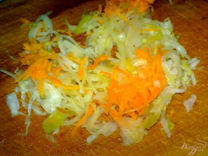 Фото приготовление рецепта: Салат с кальмаром и крабовыми палочками шаг №1