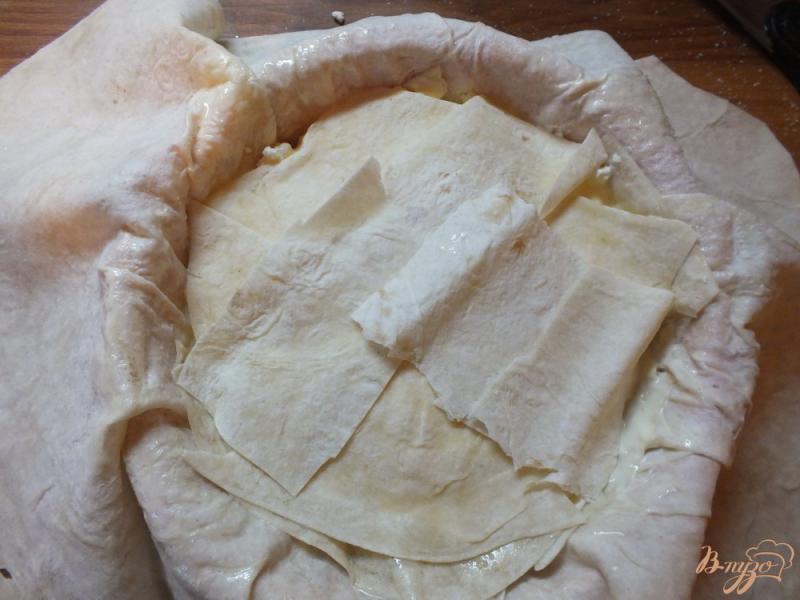 Фото приготовление рецепта: Пирог из лаваша с творогом шаг №4
