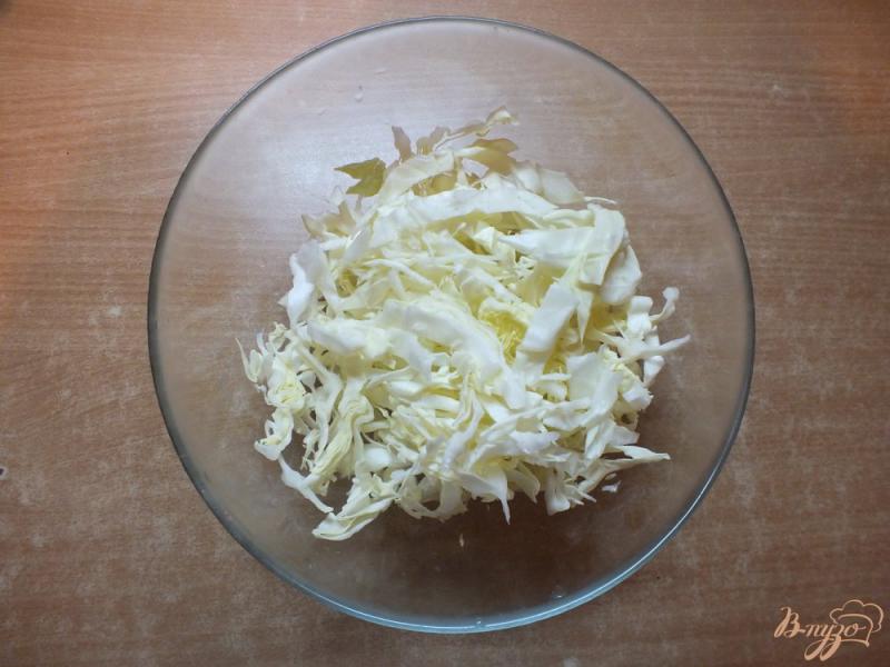 Фото приготовление рецепта: Французский капустный салат с соусом «Винигрет» шаг №1