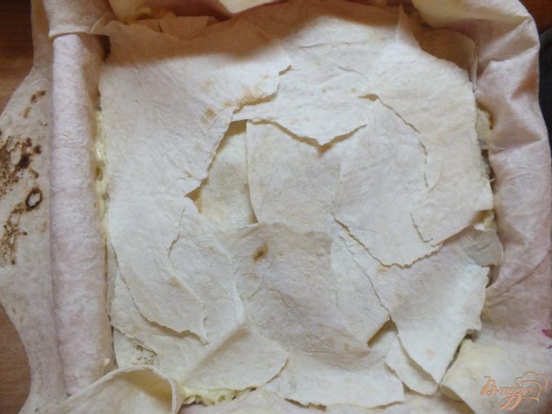 Фото приготовление рецепта: Пирог с картофелем и луком шаг №7