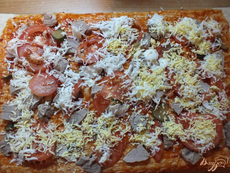 Фото приготовление рецепта: Пицца на корже из лаваша с говядиной шаг №6