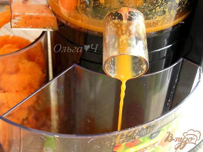 Фото приготовление рецепта: Волшебный морковный соус от Сильвестра Вахида шаг №1