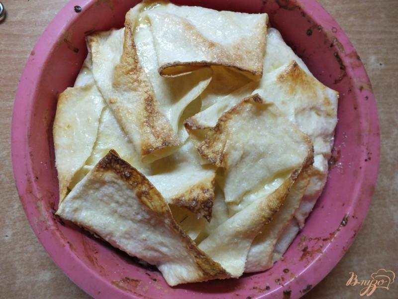 Фото приготовление рецепта: Пирог зимняя вишня шаг №8