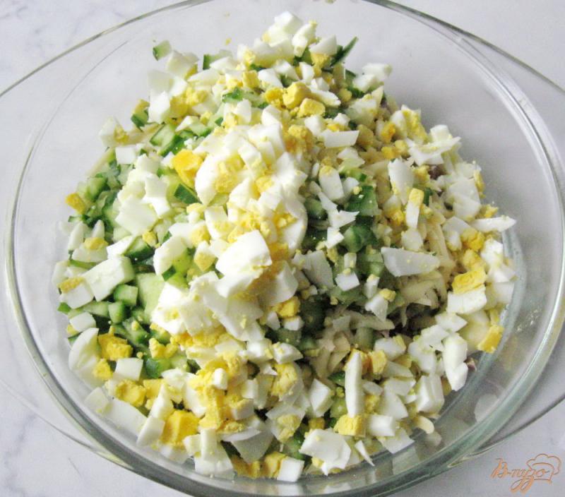 Фото приготовление рецепта: Салат с куриными желудками и зеленым горошком шаг №6