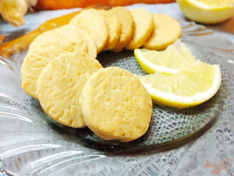 Фото приготовление рецепта: Лимонное песочное печенье шаг №9