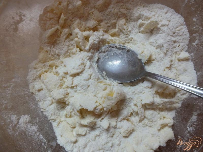 Фото приготовление рецепта: Лимонное песочное печенье шаг №5