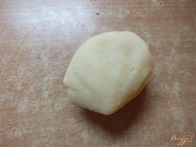 Фото приготовление рецепта: Песочное печенье на скорую руку без яиц шаг №4