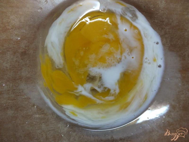 Фото приготовление рецепта: Мафины с брокколи закусочные на молоке шаг №1