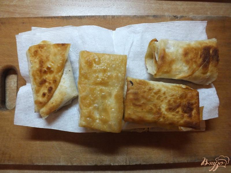 Фото приготовление рецепта: Пирожки с картошкой из лаваша шаг №10