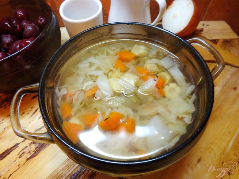 Фото приготовление рецепта: Суп овощной с кукурузными  початками и дайконом шаг №6