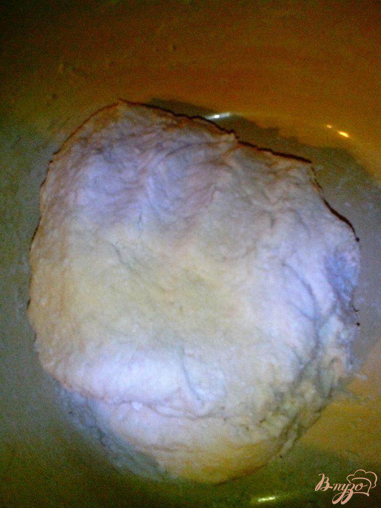 Фото приготовление рецепта: Творожное тесто для пирожков или рогаликов шаг №2