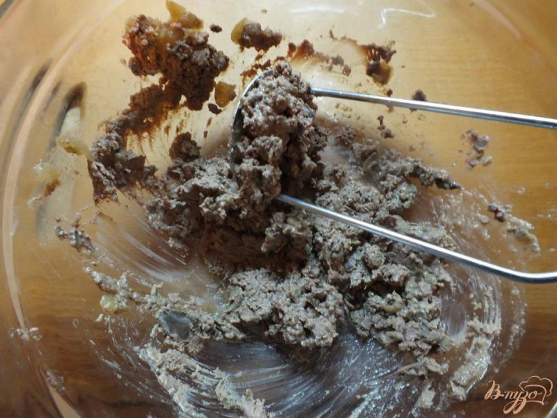 Фото приготовление рецепта: Пирожки с печенью из лаваша шаг №5