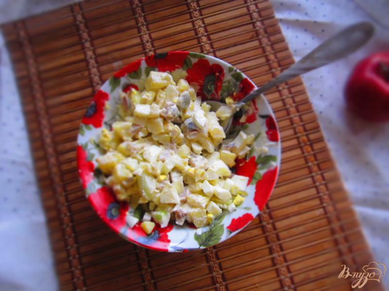 Фото приготовление рецепта: Салат с селедкой и картофелем шаг №3