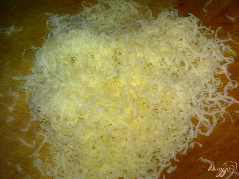 Фото приготовление рецепта: Спагетти с зеленым горошком шаг №3