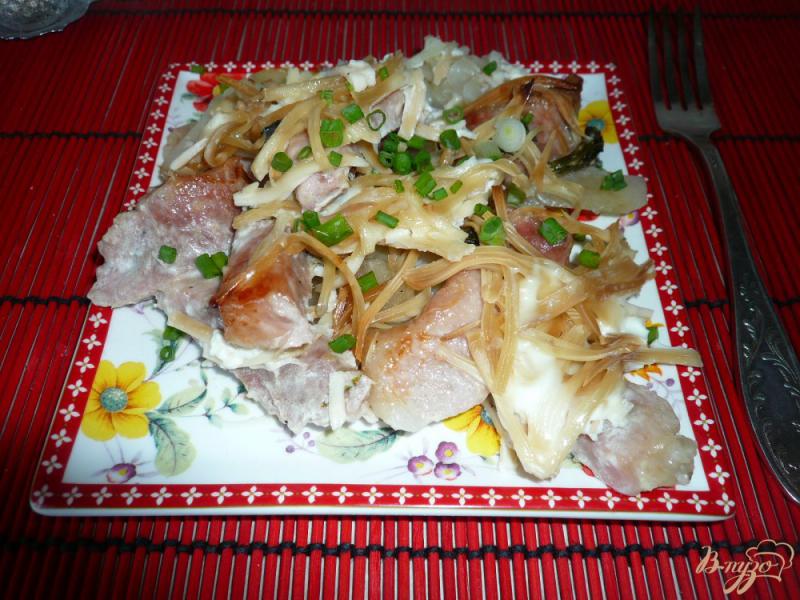 Фото приготовление рецепта: Свинина запеченная с картофелем шаг №11
