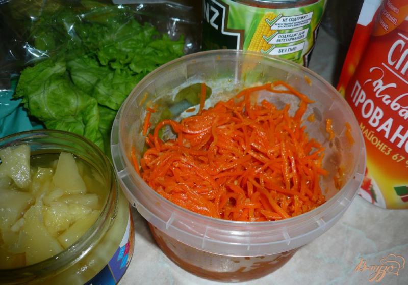 Фото приготовление рецепта: Пикантный салатик за пять минут шаг №1