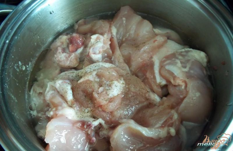 Фото приготовление рецепта: Курица с зелёной фасолью шаг №1