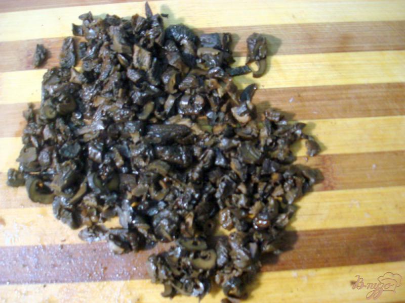 Фото приготовление рецепта: Голубцы с мясом и сухими грибами шаг №4