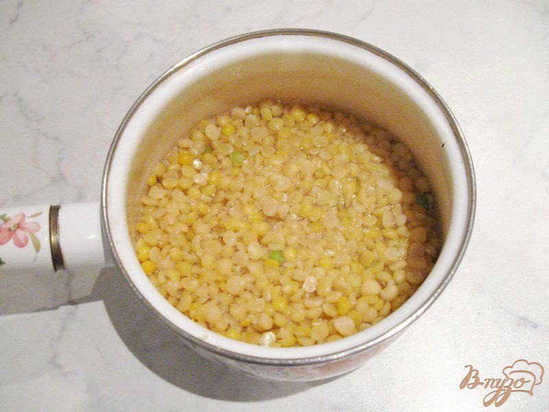 Фото приготовление рецепта: Постный гороховый суп с гренками и маслинами шаг №1