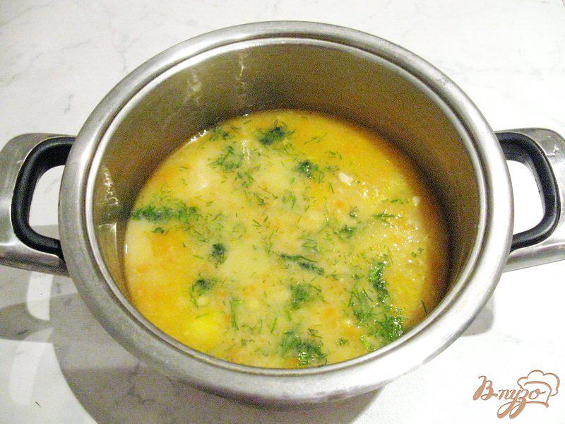 Фото приготовление рецепта: Постный гороховый суп с гренками и маслинами шаг №6