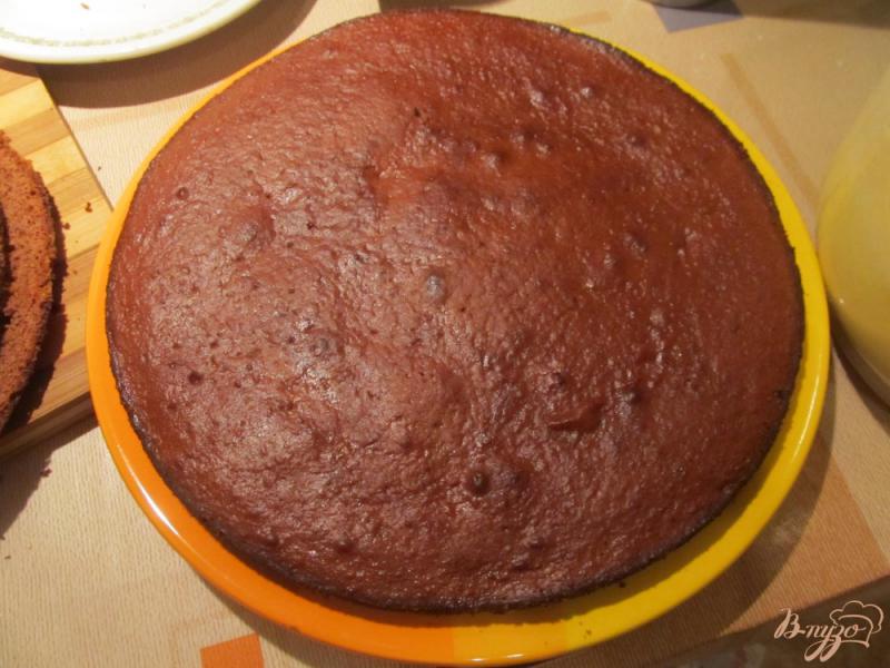 Фото приготовление рецепта: Торт «Негр в пене» шаг №5
