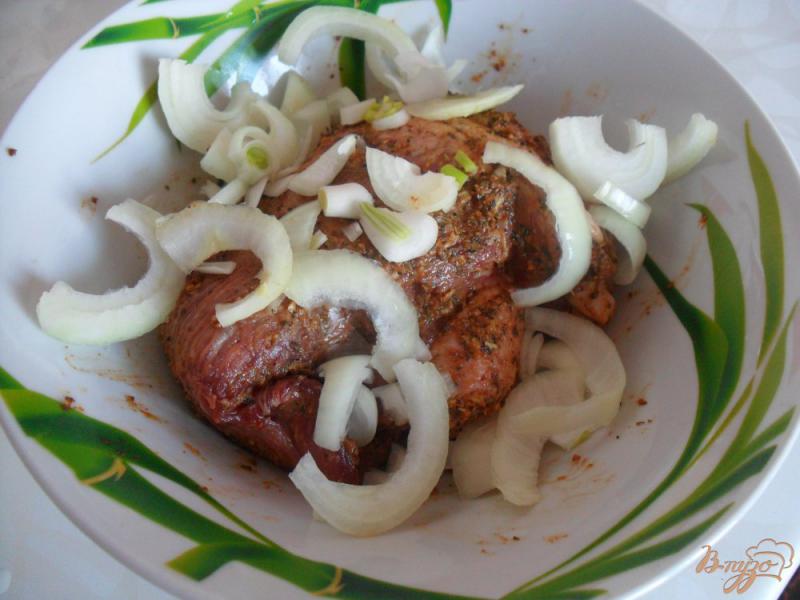 Фото приготовление рецепта: Свинина с картофелем в рукаве шаг №4