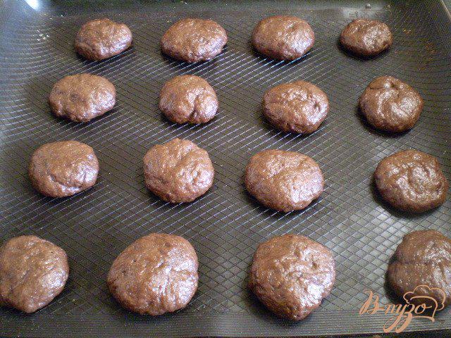 Фото приготовление рецепта: Печенье с какао шаг №7