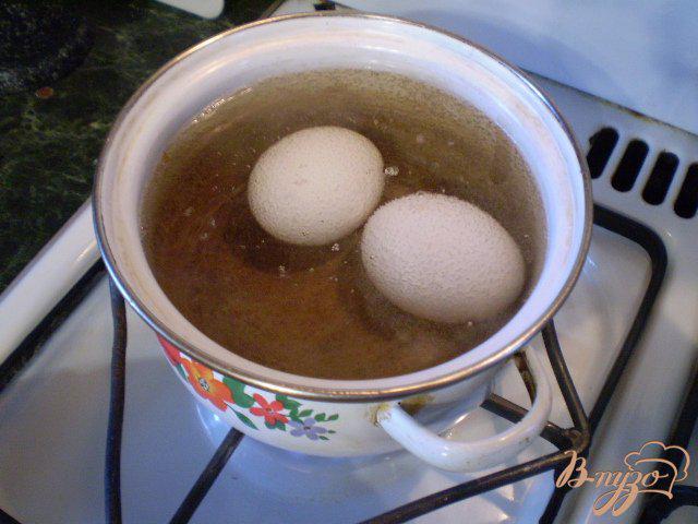 Фото приготовление рецепта: Суп кукурузный с яйцом и зеленью шаг №6