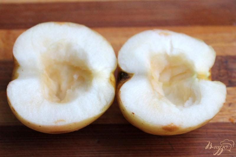 Фото приготовление рецепта: Яблоки запеченные с творогом шаг №3