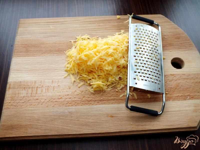 Фото приготовление рецепта: Салат в сырном мешочке «Восторг» шаг №3
