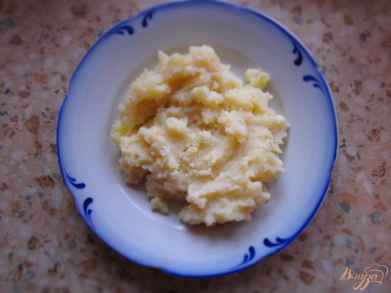 Фото приготовление рецепта: Порционная картофельная запеканка с грибами в духовке шаг №1