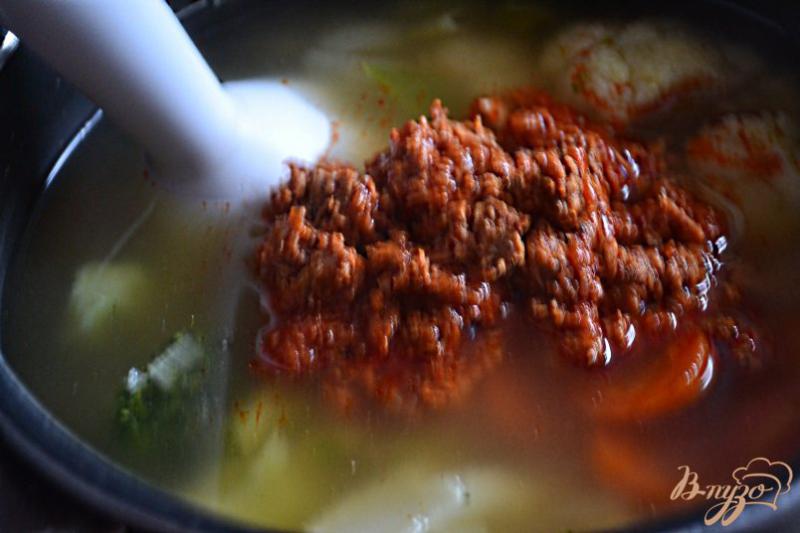 Фото приготовление рецепта: Суп-пюре с  овощами  и рыбными консервами шаг №2