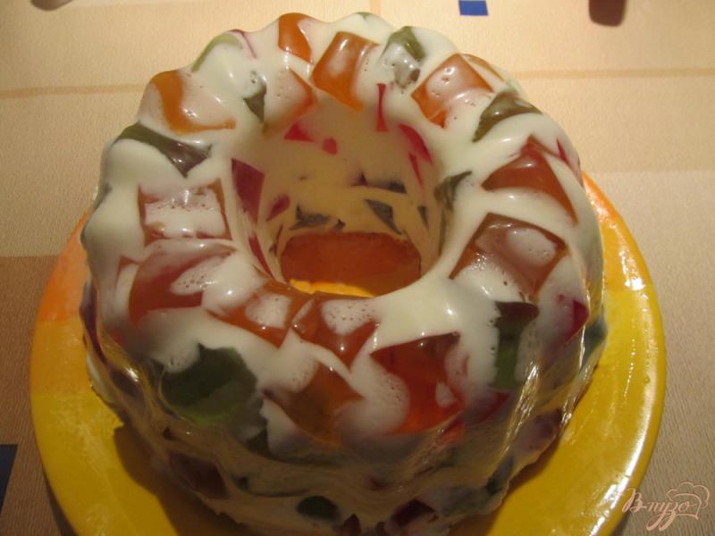 Фото приготовление рецепта: Торт «Самоцветы» с печеньем шаг №10